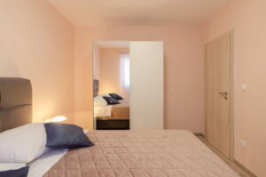 linda-apartment1-bedroom-06-2022-pic-03