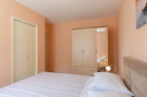 linda-apartment3-bedroom1-06-2022-pic-03