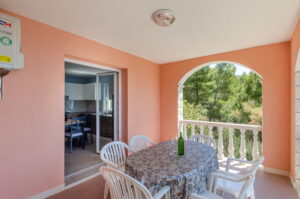 linda-apartment3-terrace-06-2022-pic-05