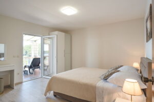 linda-apartment4-bedroom2-06-2025-pic-01