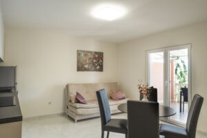 linda-apartment4-livingroom-dining-area-06-2025-pic-03