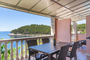 linda-apartment4-terrace-06-2025-pic-02