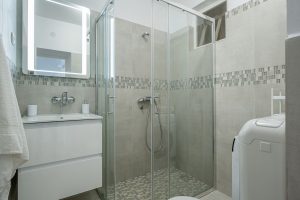 tomas-apartment2-bathroom1-06-2026-pic-01