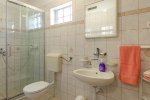 alesa-Stan1-kupaonica-06-2019-01