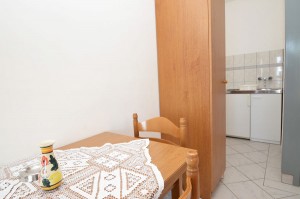 alesa-stan 2-kuhinja-01