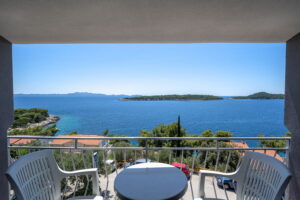 Borovina-Appartement2-Terrasse-06-2023-Bild-01