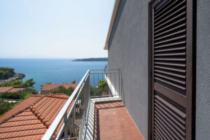 Borovina-Wohnung3 Terrasse2-06-2023-pic-01