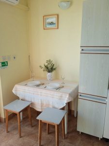 boskovic-apartment2-livingroom-kitchen-11-2025-pic-05