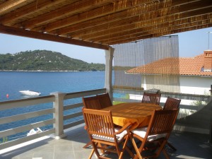 boskovic-apartment4-terrace-01