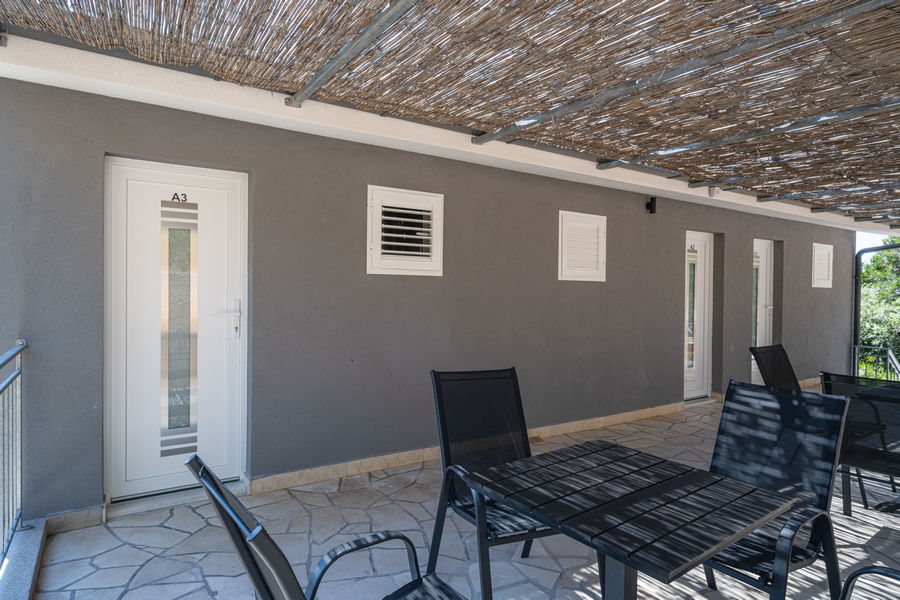 korcula-prizba-apartments-borovina-house-06-2026-pic-01