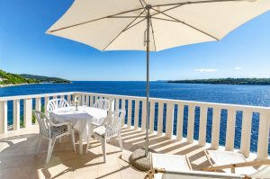 punta-apartment3-terrace-10-2019-pic-01