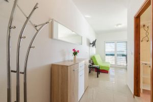 punta-apartment4-hallway-10-2019-pic-02