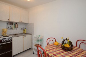Jakica-Appartamento2-cucina-02