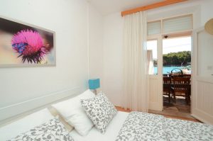 Kresimir-apartment1-bedroom3-09-2017-pic-02