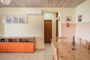 melani-vacanza-casa-piano terra-cucina-sala da pranzo-06-2023-pic-08