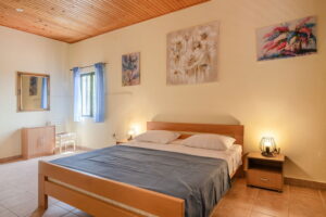 melani-casa-vacanze-piano-alto-camera da letto2-06-2023-pic-01