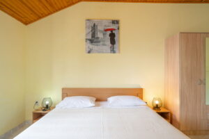 melani-casa-vacanze-piano-alto-camera da letto3-06-2023-pic-05