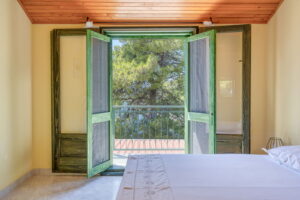 melani-casa-vacanze-piano-alto-camera da letto3-06-2023-pic-06