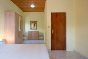 melani-casa-vacanze-piano-alto-camera da letto3-06-2023-pic-08