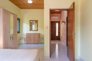 melani-casa-vacanze-piano-superiore-camera da letto3-06-2023-pic-10