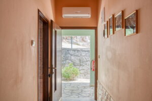 melani-casa-vacanze-corridoio-piano-superiore1-06-2023-pic-03