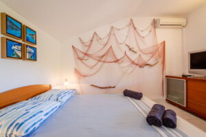 namoru-apartment-blue-wave-schlafzimmer-07-2020-Bild-04