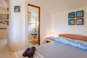 namoru-apartment-blue-wave-schlafzimmer-07-2020-Bild-05
