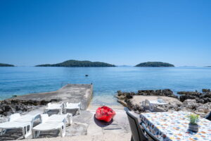 pensa-apartment2-beachfront-courtyard-04-2024-pic-03