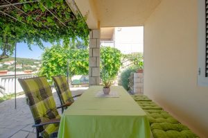 ranko-apartment2-terrace-05-2018-pic-02