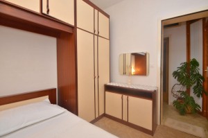 seme-apartment1-bedroom-02