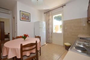 seme-apartment3-kitchen-02