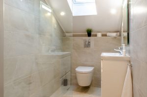 villa-lorena-bathroom2-07-2018-pic-01