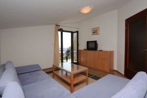 Farac-apartment5-pokój dzienny-01