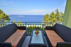 Naplovac-apartment2-terrace1-03