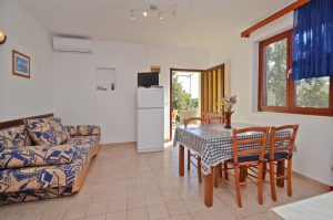 Sardelic-apartment1-Wohnzimmer-01-2017-Bild-01