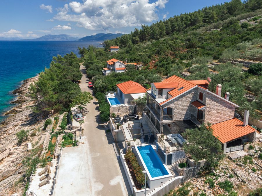 Korcula-Holiday-House-Prigradica-Lozica-Dona-Maria-House-from-Air-04-2021-pic-03