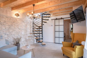 mehr-Haus-für-Miete-Wohnzimmer-06-2025-Bild-01