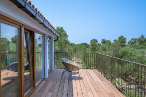 Mehr-Haus-zu-Miete-Terrasse2-06-2025-Bild-07