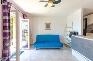 afrodita-apartment1-livingroom-04