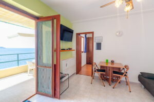 afrodita-apartment2-livingroom-01