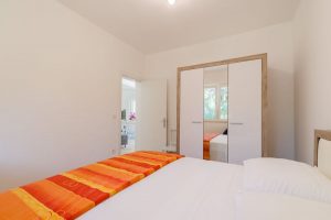 pensa-apartment3-bedroom2-02