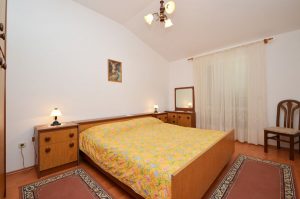 Darinka-apartment2-Sypialnia1-01