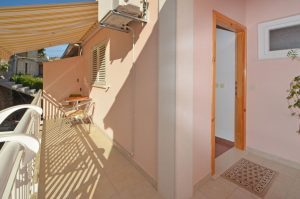 Darinka-apartment3-wejście-01