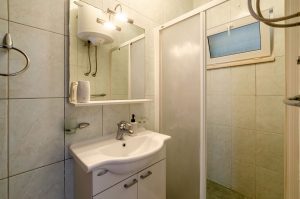 kn-apartment-bathroom-01