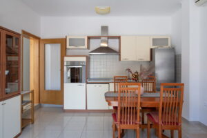 kn-apartment1-livingroom-kitchen-06-2023-pic-04