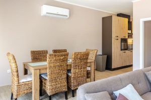 Rina-apartman-kuhinja-blagovaonica-prostor-02