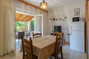 burmas-apartment-essbereich-01