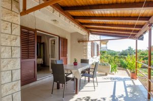 burmas-apartment-terrasse-03