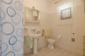 olivera-apartament-a3-tonci-łazienka-01