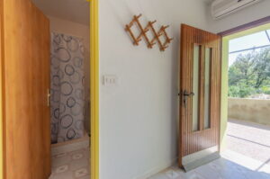 olivera-apartament-a3-tonci-korytarz-01